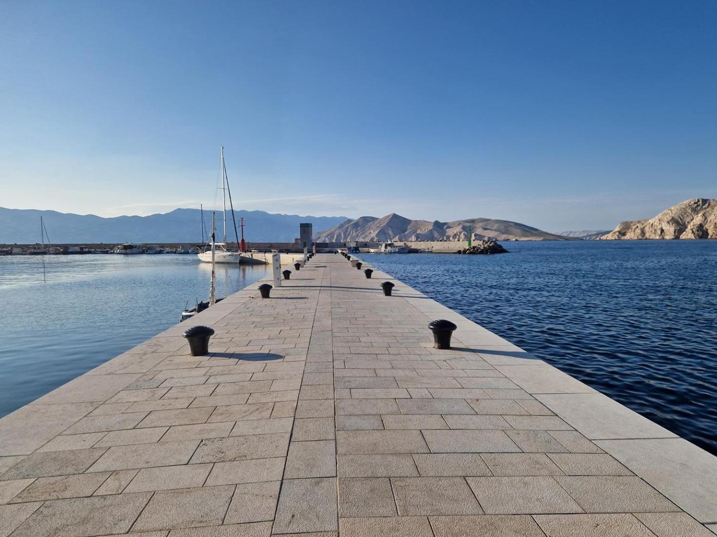 Apartments Aquarium Dorcic Baska  Bagian luar foto